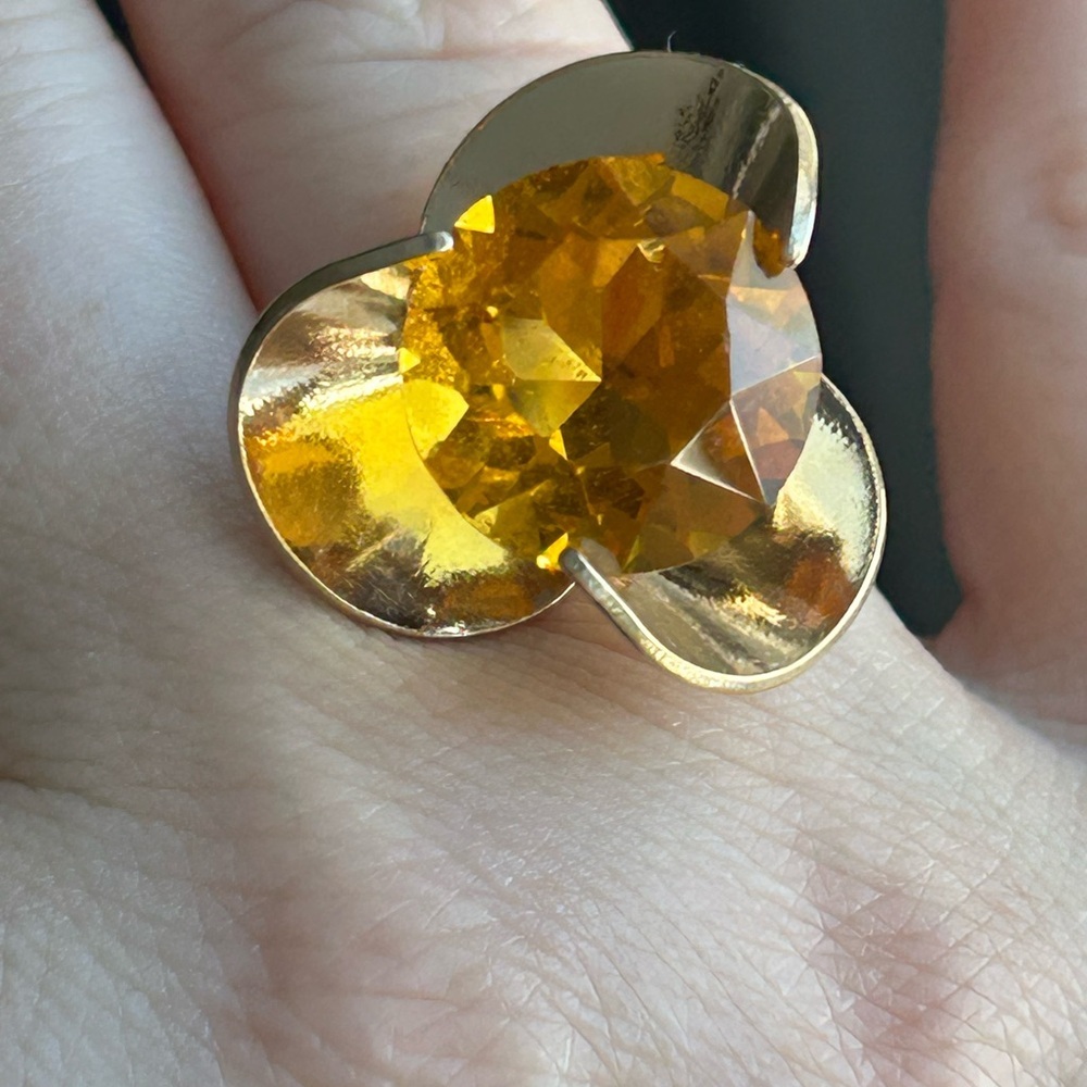 Vintage 1960 cocktail Gold and Yellow topaz Gemstone Ring size 6 1/2